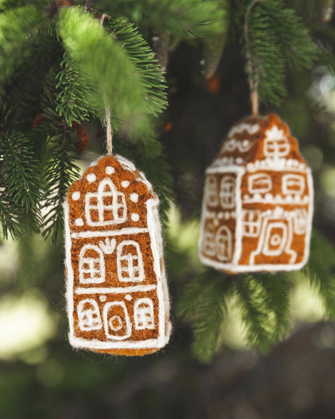 Felted Dutch House Ornament: Townhouse