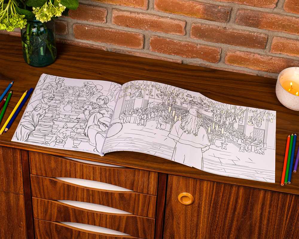 Harry Potter Glow in the Dark Coloring Book by Editors of Thunder Bay Press: Paperback; 76 pages / English