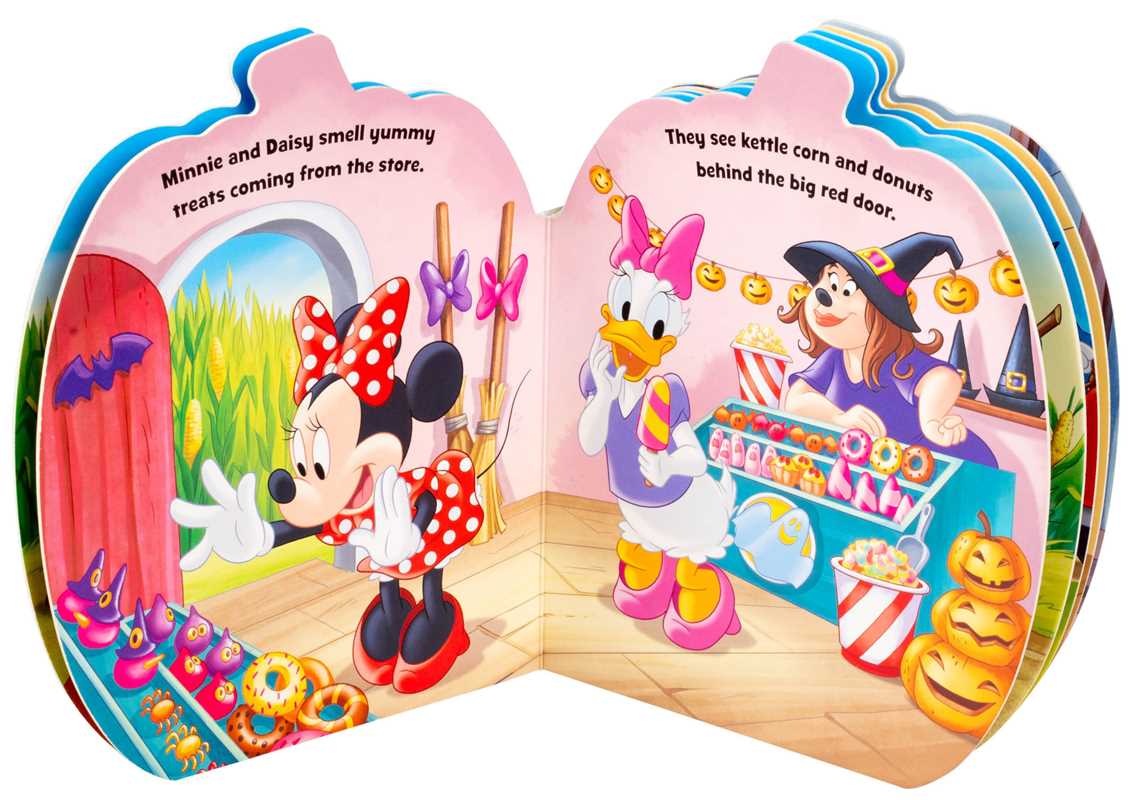 Disney Mickey & Friends: A Very Mickey Halloween by Dienesa Le: Board Books; 12 pages / English
