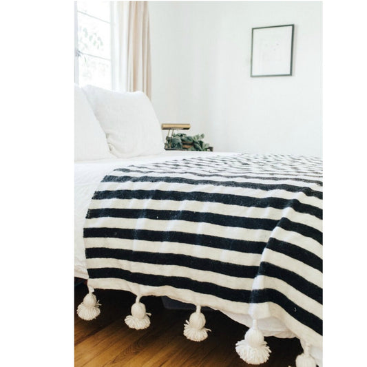 Wool Pom Pom Blanket / Stripe