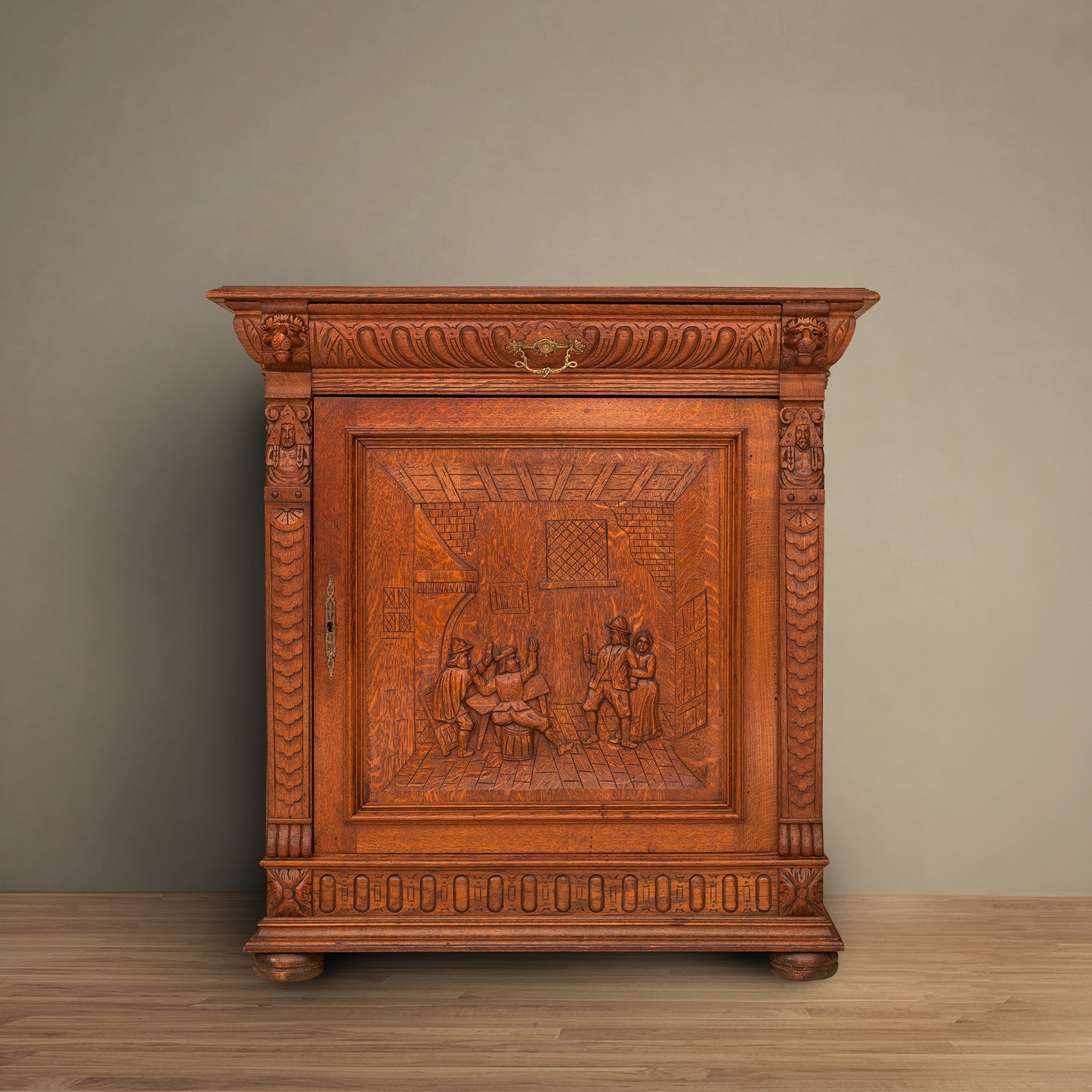 French Britan Cabinet, 1900s