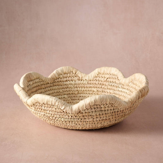 Seba Scalloped Palm Leaf Basket