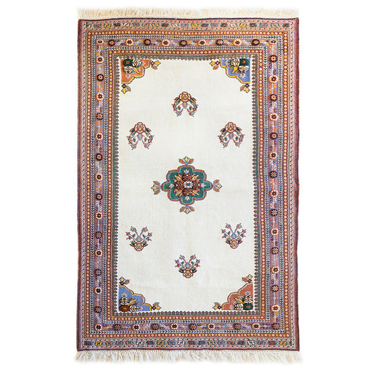 Senneh Gelim Persian Carpet (4' 76" x 2' 95")