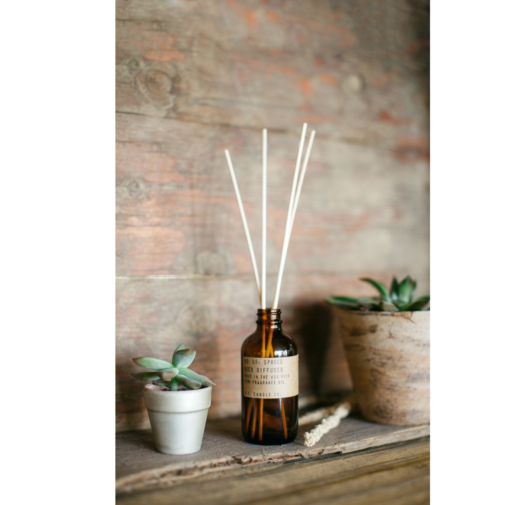 P.F. Candle Co. Teakwood & Tobacco 3.5 fl oz Reed Diffuser